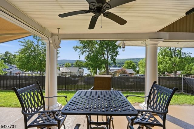 193 Long Pond Rd, West Milford Twp., NJ 07421
