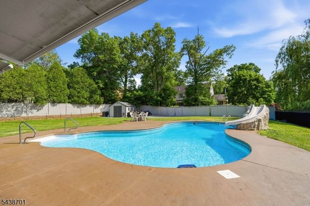 193 Long Pond Rd, West Milford Twp., NJ 07421