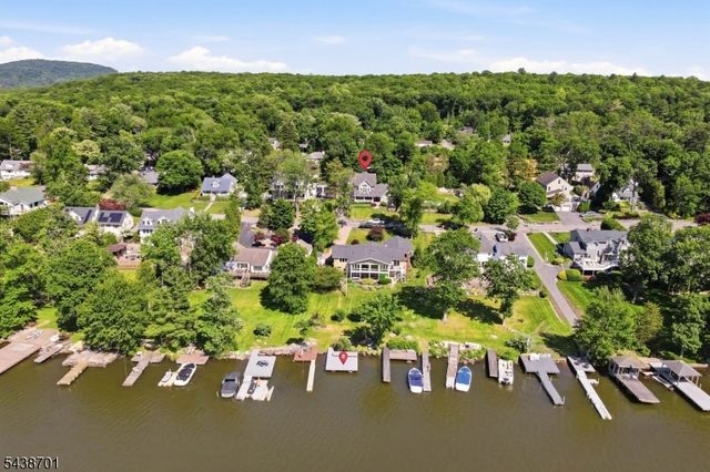 193 Long Pond Rd, West Milford Twp., NJ 07421