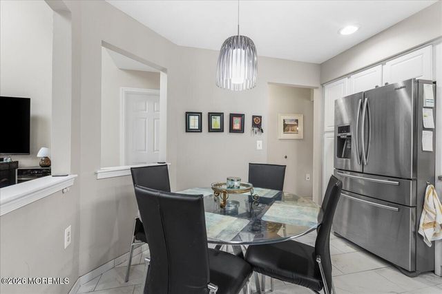 5 N Avon Drive, Jackson, NJ 08527