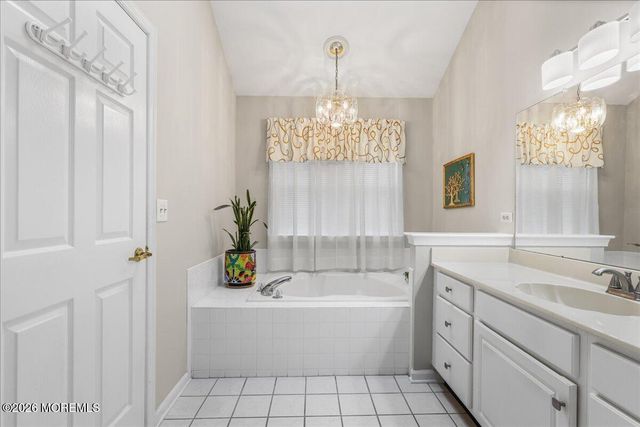 5 N Avon Drive, Jackson, NJ 08527