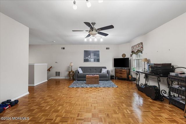 5 N Avon Drive, Jackson, NJ 08527