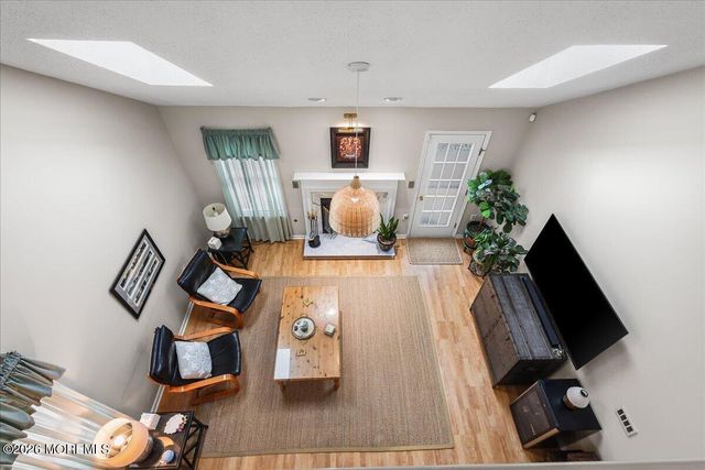 5 N Avon Drive, Jackson, NJ 08527
