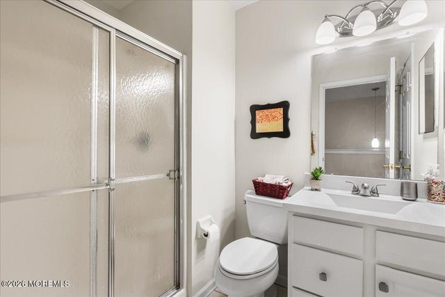 5 N Avon Drive, Jackson, NJ 08527
