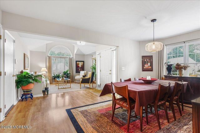 5 N Avon Drive, Jackson, NJ 08527