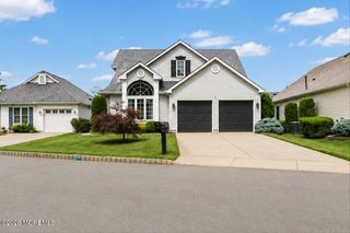 5 N Avon Drive, Jackson, NJ 08527
