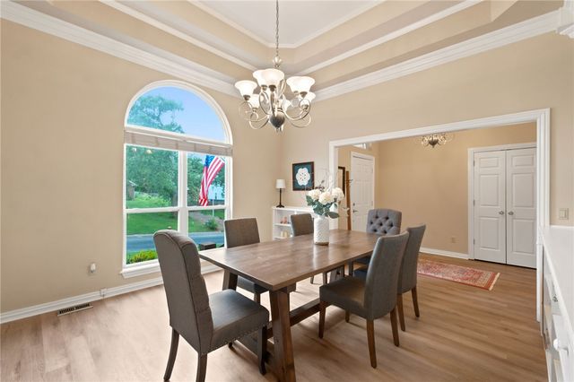 104 NW O Street, Bentonville, AR 72712