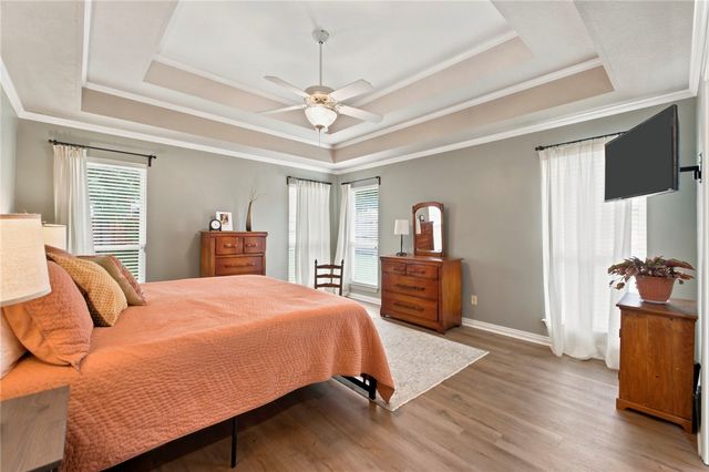 104 NW O Street, Bentonville, AR 72712