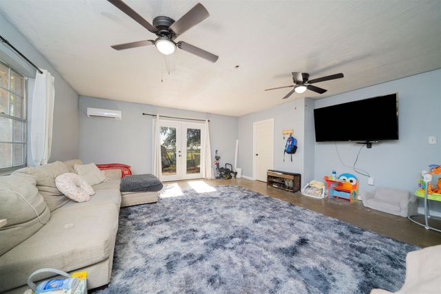 1480 FM 1804, Mineola, TX 75773