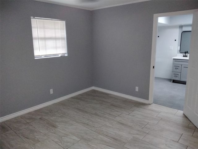 2317 Meadow Dale, Irving, TX 75060