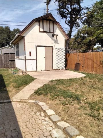 2317 Meadow Dale, Irving, TX 75060