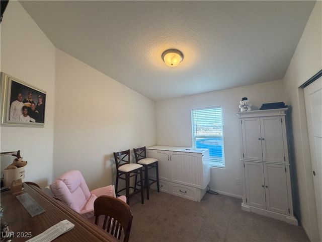 901 Gypsy Lane, Pahrump, NV 89060