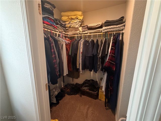 901 Gypsy Lane, Pahrump, NV 89060