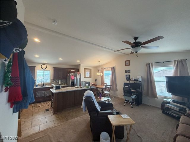 901 Gypsy Lane, Pahrump, NV 89060