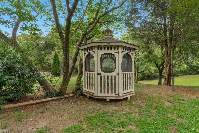 12915 General Puller HWY, Hartfield, VA 23071