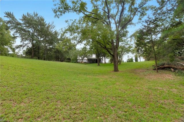 12915 General Puller HWY, Hartfield, VA 23071