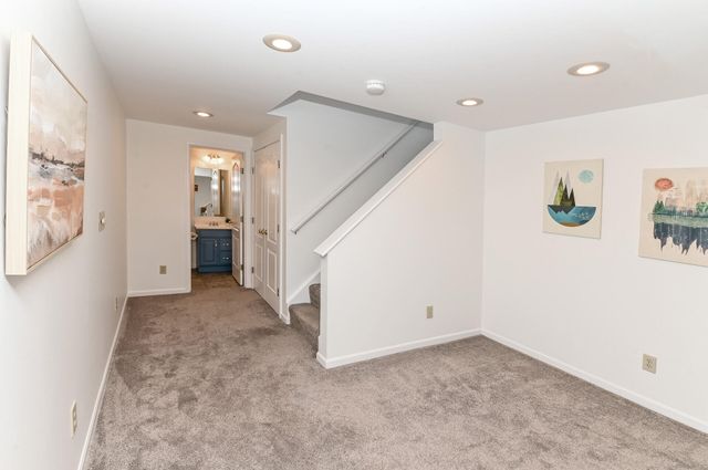 207 Ridgepointe Drive, Cold Spring, KY 41076