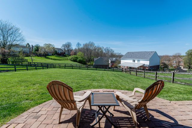 207 Ridgepointe Drive, Cold Spring, KY 41076