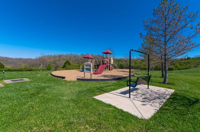 207 Ridgepointe Drive, Cold Spring, KY 41076