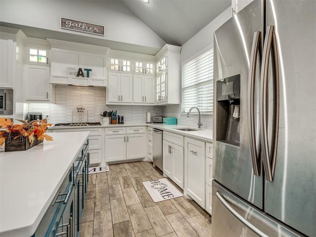 6263 Macarthur Park Circle, Edmond, OK 73012