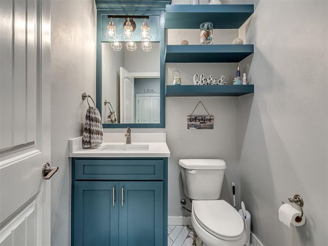 6263 Macarthur Park Circle, Edmond, OK 73012
