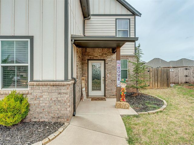 6263 Macarthur Park Circle, Edmond, OK 73012