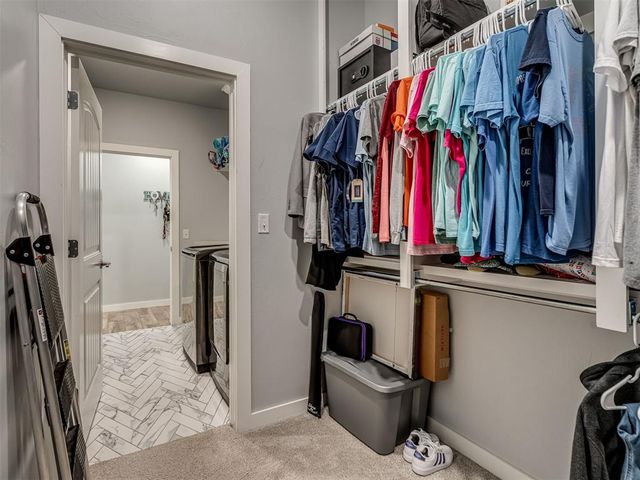 6263 Macarthur Park Circle, Edmond, OK 73012