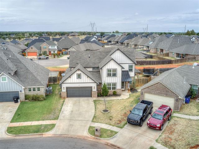 6263 Macarthur Park Circle, Edmond, OK 73012