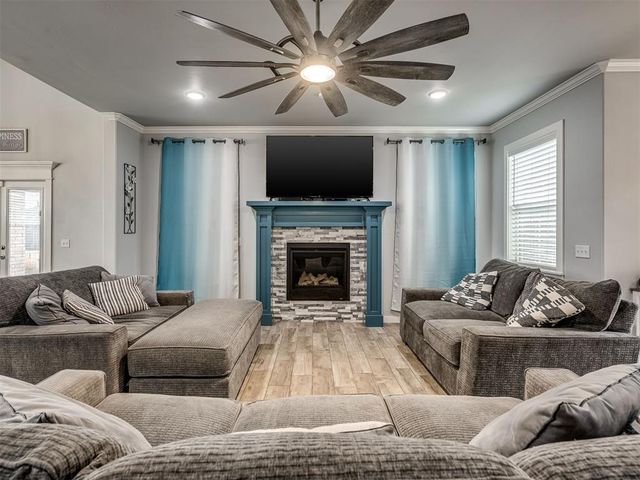 6263 Macarthur Park Circle, Edmond, OK 73012