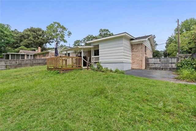 2612 East Road, Mobile, AL 36693