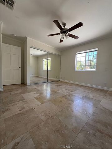 6653 Quakertown, Winnetka, CA 91306