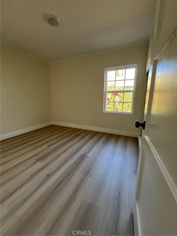6653 Quakertown, Winnetka, CA 91306
