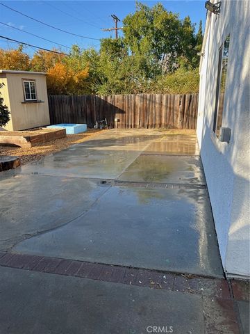 6653 Quakertown, Winnetka, CA 91306