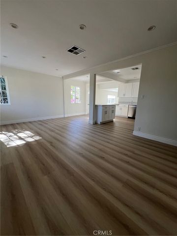 6653 Quakertown, Winnetka, CA 91306