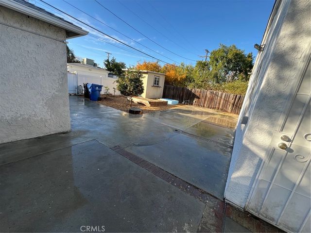 6653 Quakertown, Winnetka, CA 91306