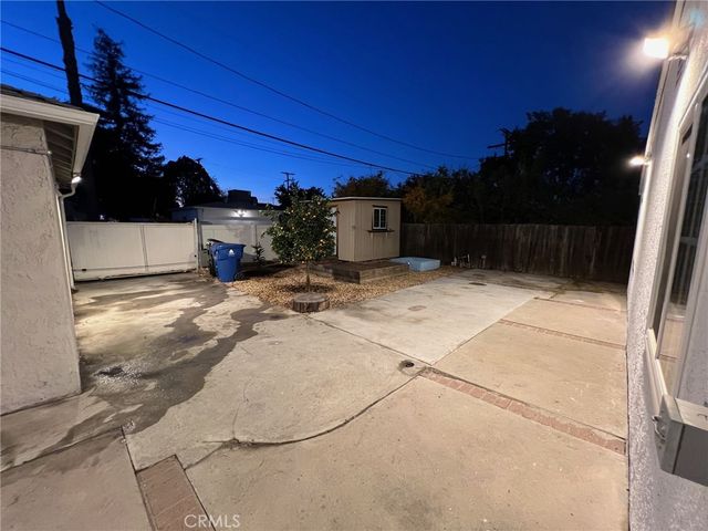6653 Quakertown, Winnetka, CA 91306