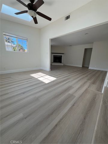 6653 Quakertown, Winnetka, CA 91306