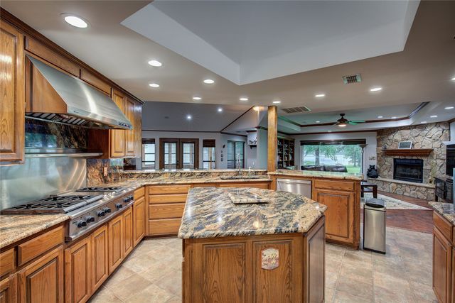 1605 County Road 1785, Yantis, TX 75497