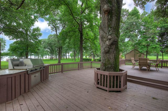 1605 County Road 1785, Yantis, TX 75497