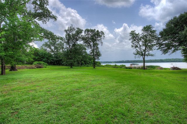 1605 County Road 1785, Yantis, TX 75497