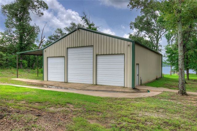 1605 County Road 1785, Yantis, TX 75497