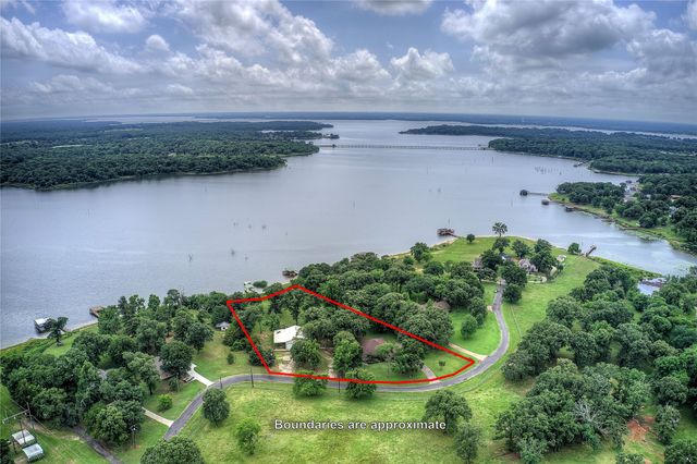 1605 County Road 1785, Yantis, TX 75497