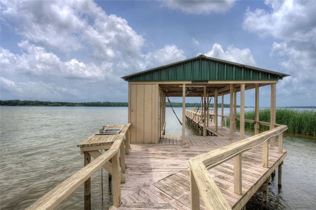 1605 County Road 1785, Yantis, TX 75497