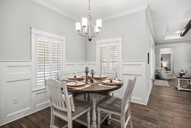 1469 E Shores Boulevard, Gulf Breeze, FL 32563