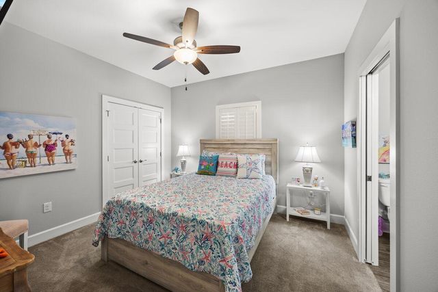 1469 E Shores Boulevard, Gulf Breeze, FL 32563