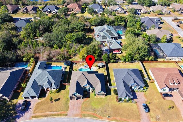 1469 E Shores Boulevard, Gulf Breeze, FL 32563
