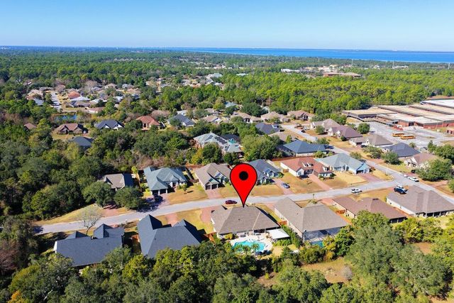 1469 E Shores Boulevard, Gulf Breeze, FL 32563