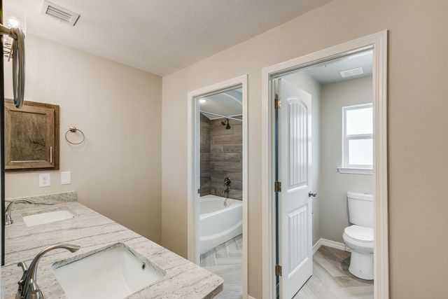 13082 Grantham Lane, El Paso, TX 79928