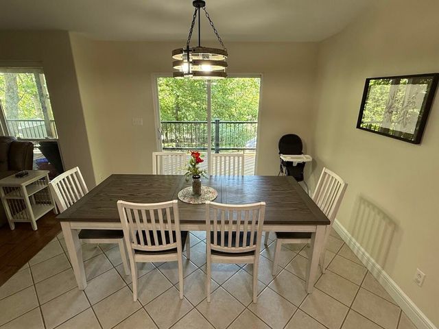369 Crestview Drive, Ridgedale, MO 65739