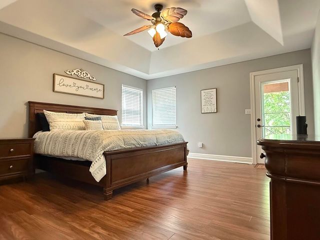 369 Crestview Drive, Ridgedale, MO 65739